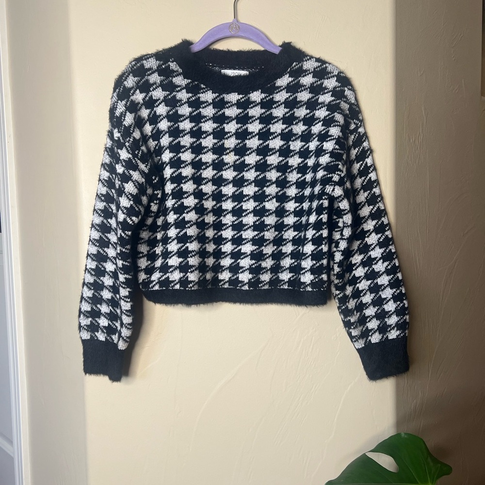 Black and White Houndstooth Sweater